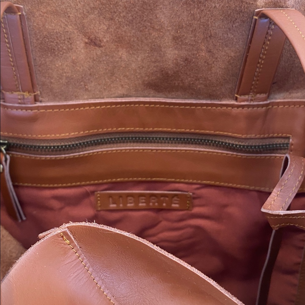 🎉 NEW‼️ WITH TAG‼️ LIBERTE’ GENUINE LEATHER LARGE TOTE‼️ - Picture 10 of 15